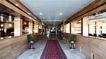 راهرو هتل پارسیان سوئیت اصفهان